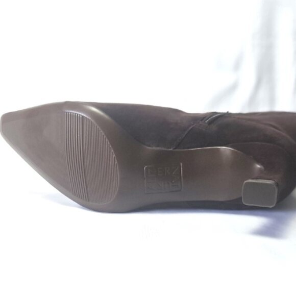 Naturalizer Women's Deesha 5M Mahogany Suede Knee High Boots with "Narrow Calf" - Picture 4 of 12